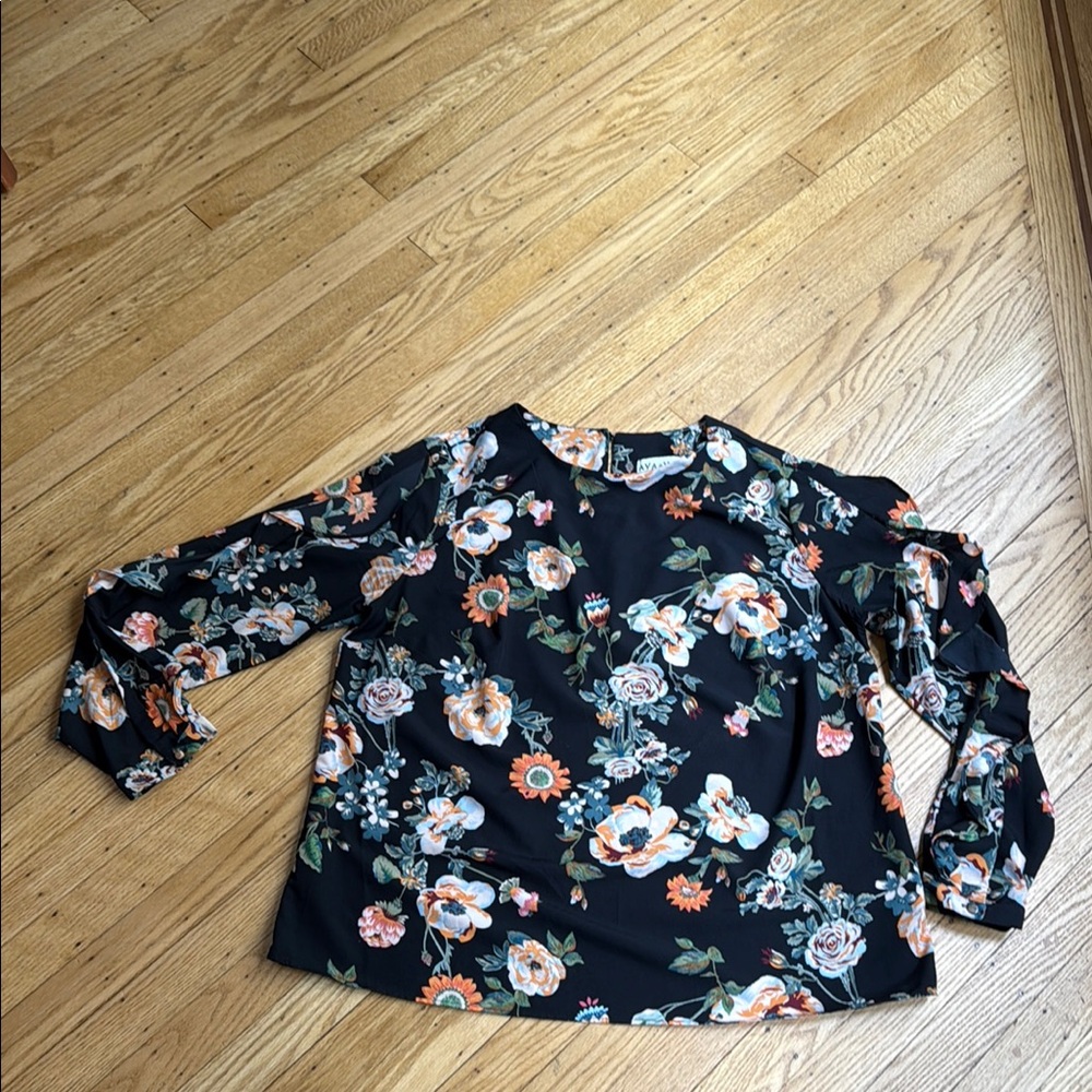 Ava & Viv black floral ruffle long sleeve blouse 1X, boho chic, romantic floral